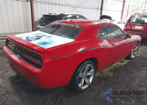 2015 Dodge Challenger Sxt z USA, uszkodzony, nr VIN 2C3CDZAG5FH895575